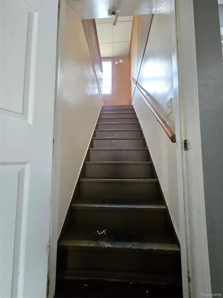 20521 Strasburg Street Detroit City MI 48205