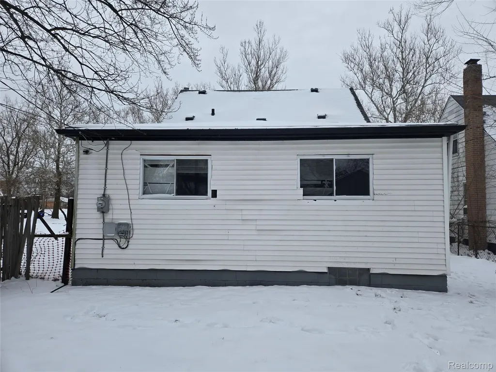 20521 Strasburg Street Detroit City MI 48205