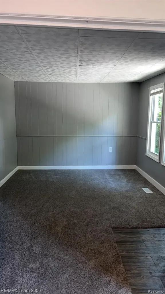 7128 Cherokee Avenue Taylor City MI 48180