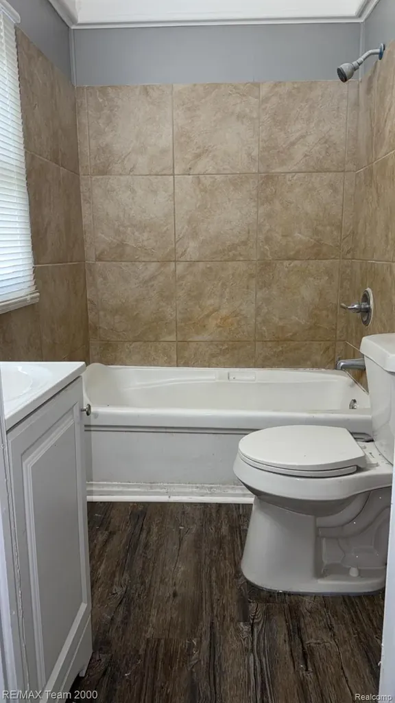 7128 Cherokee Avenue Taylor City MI 48180