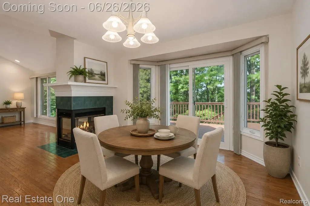 227 Bloomer Ridge Court Rochester City MI 48307