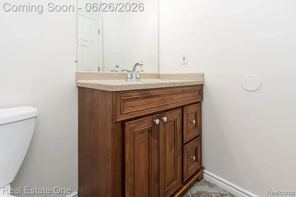 227 Bloomer Ridge Court Rochester City MI 48307