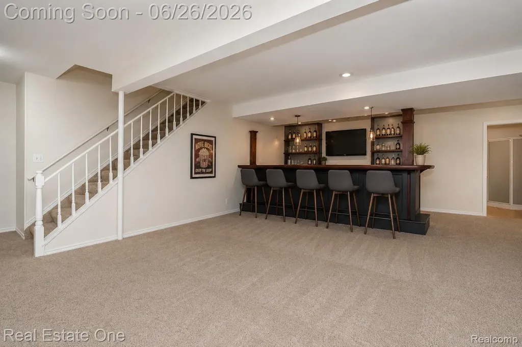 227 Bloomer Ridge Court Rochester City MI 48307
