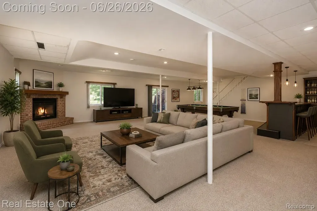 227 Bloomer Ridge Court Rochester City MI 48307