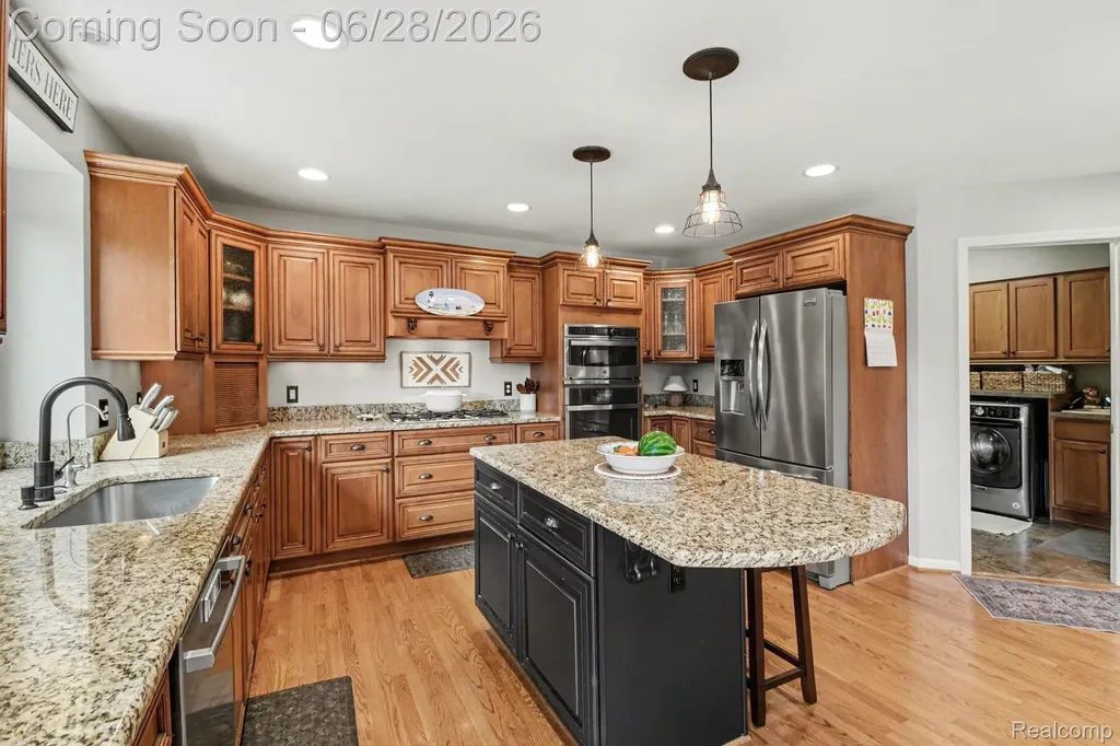 9230 Kelly Lake Drive Springfield Charter Township MI 48348