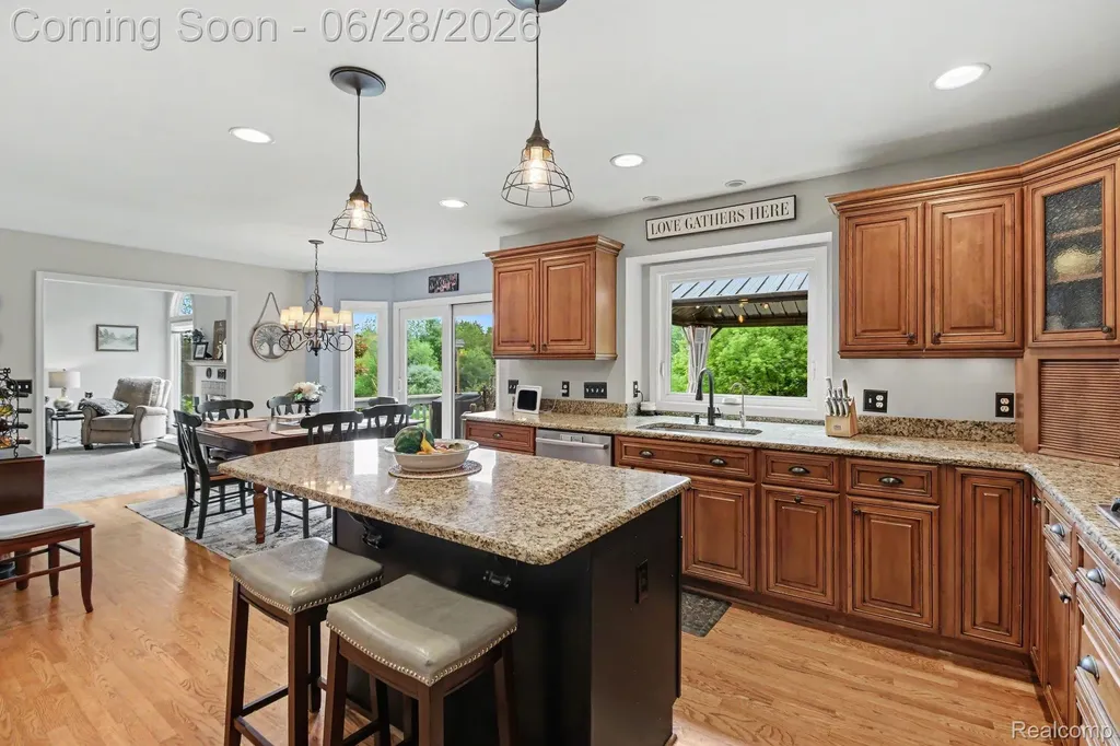 9230 Kelly Lake Drive Springfield Charter Township MI 48348