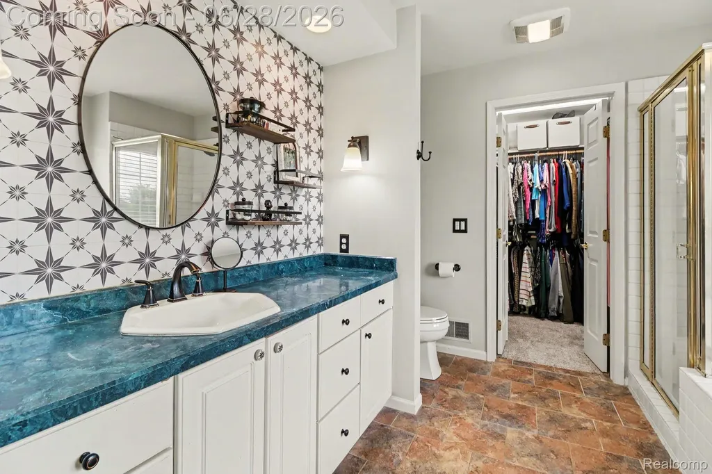 9230 Kelly Lake Drive Springfield Charter Township MI 48348