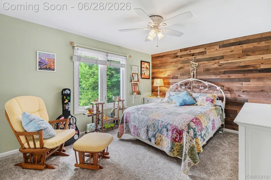 9230 Kelly Lake Drive Springfield Charter Township MI 48348