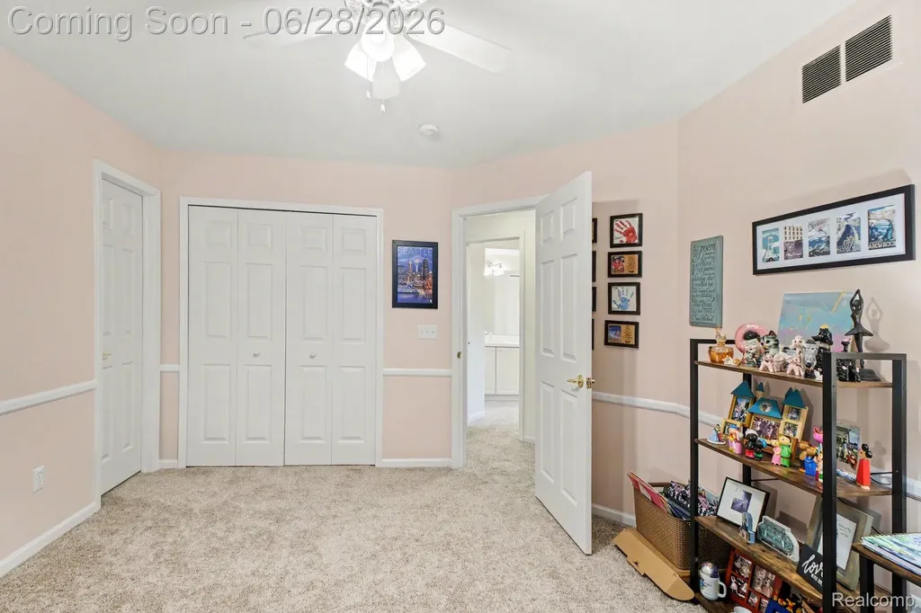 9230 Kelly Lake Drive Springfield Charter Township MI 48348