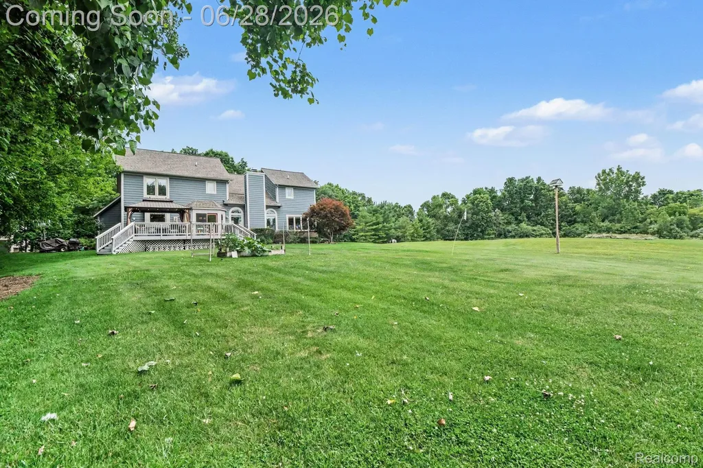 9230 Kelly Lake Drive Springfield Charter Township MI 48348