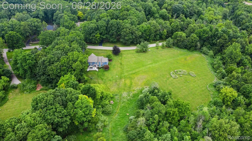 9230 Kelly Lake Drive Springfield Charter Township MI 48348