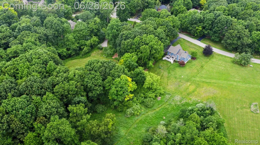 9230 Kelly Lake Drive Springfield Charter Township MI 48348