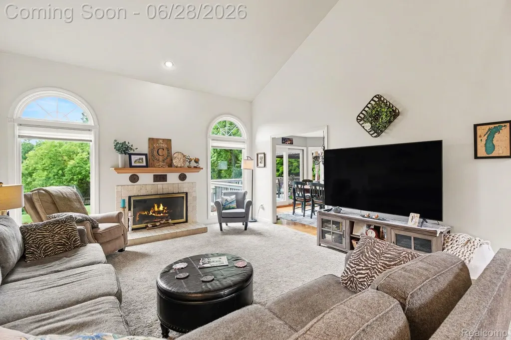 9230 Kelly Lake Drive Springfield Charter Township MI 48348