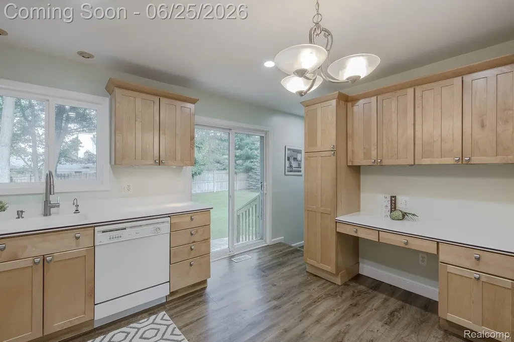 1665 Rosedale Street West Bloomfield Charter Township MI 48324