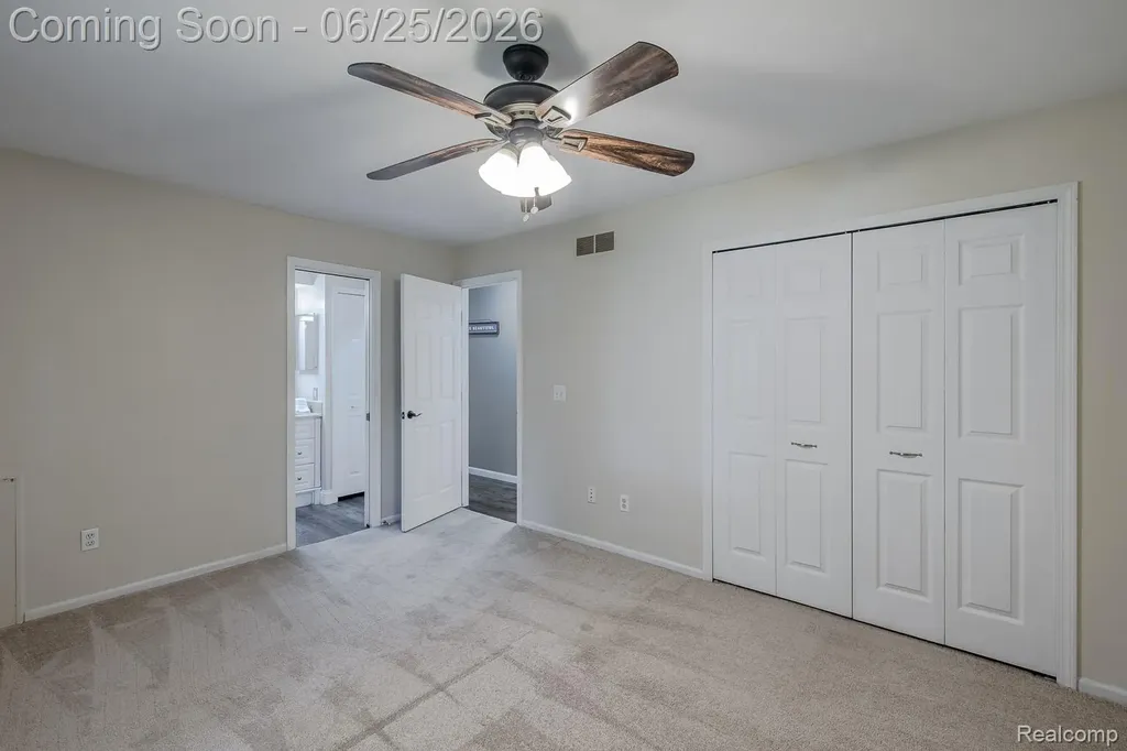 1665 Rosedale Street West Bloomfield Charter Township MI 48324