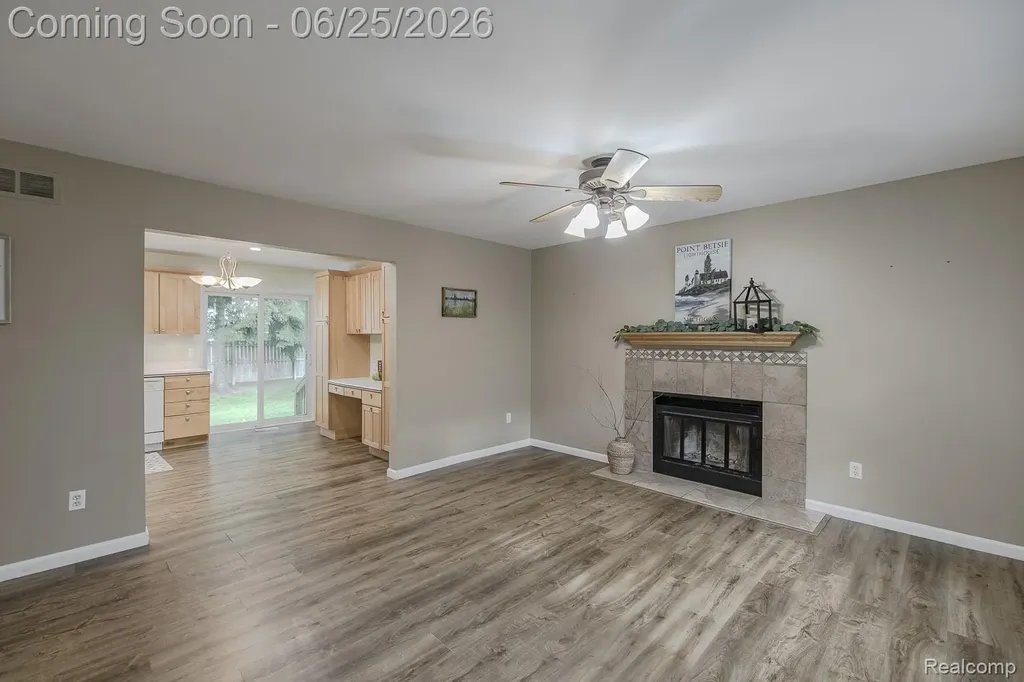 1665 Rosedale Street West Bloomfield Charter Township MI 48324