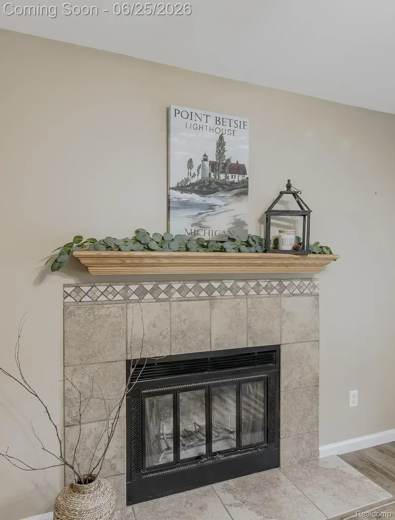 1665 Rosedale Street West Bloomfield Charter Township MI 48324