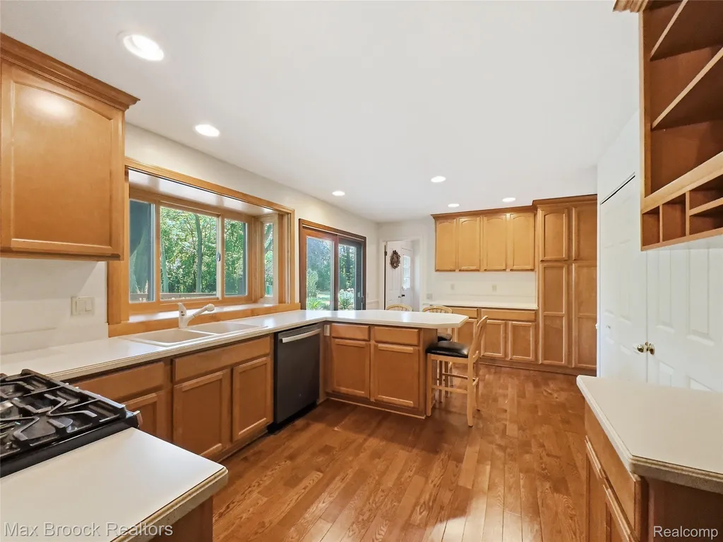4259 Savoie Trail West Bloomfield Charter Township MI 48323