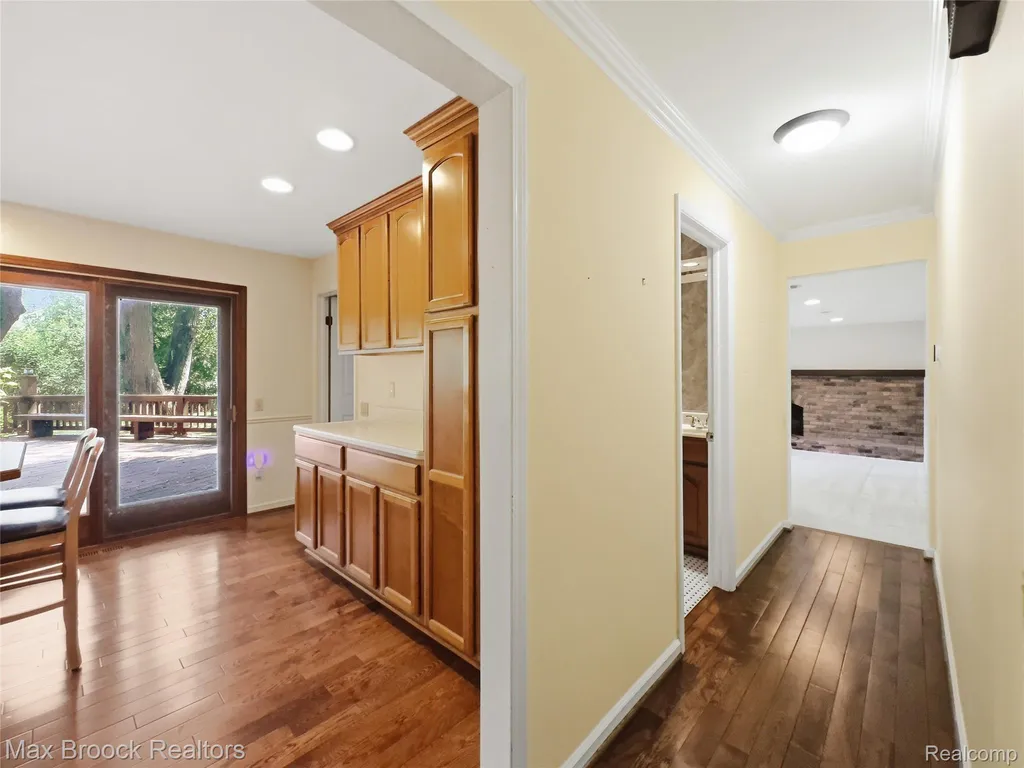 4259 Savoie Trail West Bloomfield Charter Township MI 48323