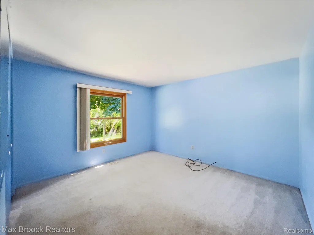 4259 Savoie Trail West Bloomfield Charter Township MI 48323