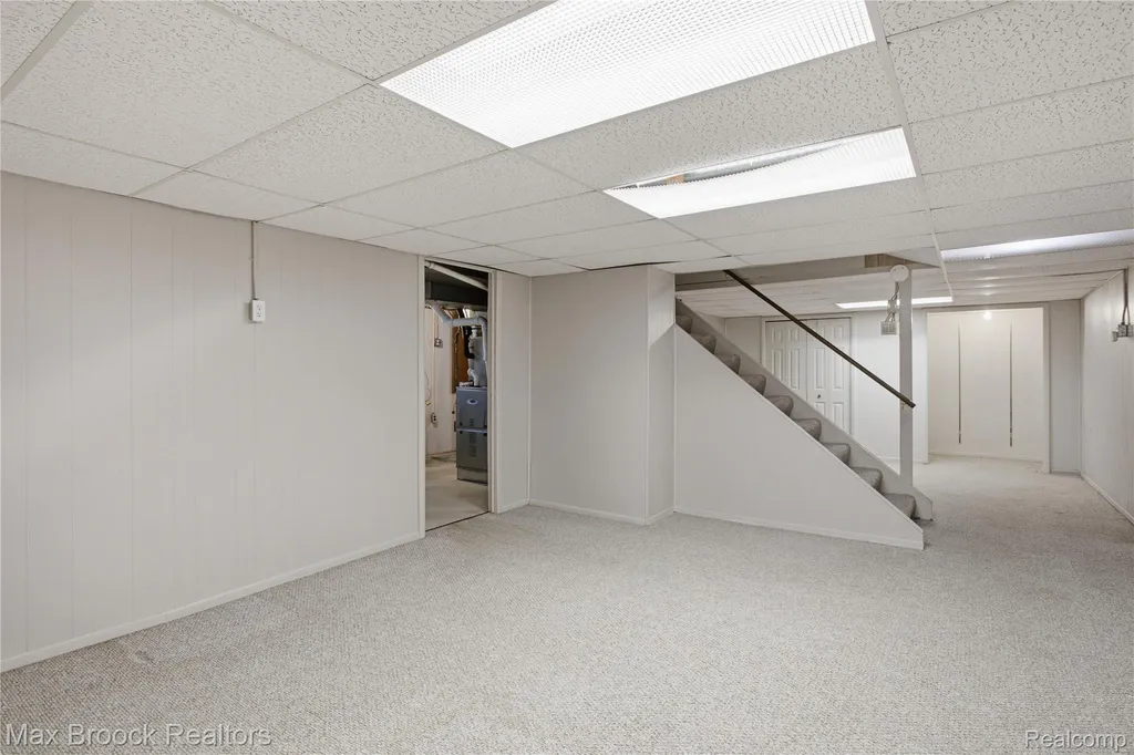 4259 Savoie Trail West Bloomfield Charter Township MI 48323
