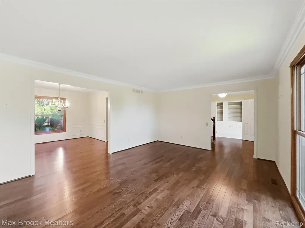 4259 Savoie Trail West Bloomfield Charter Township MI 48323