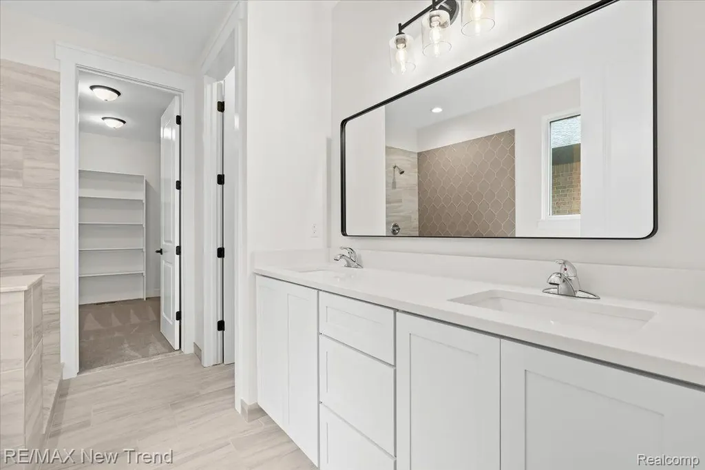 7829 Trailside Court West Bloomfield Charter Township MI 48323