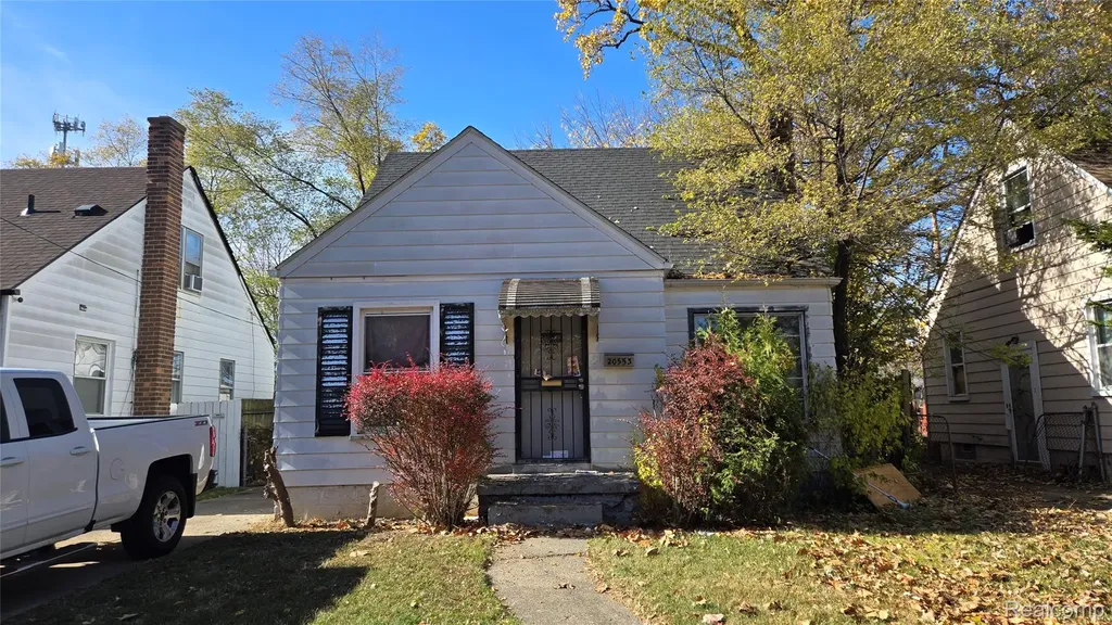 20553 Strasburg Street Detroit City MI 48205