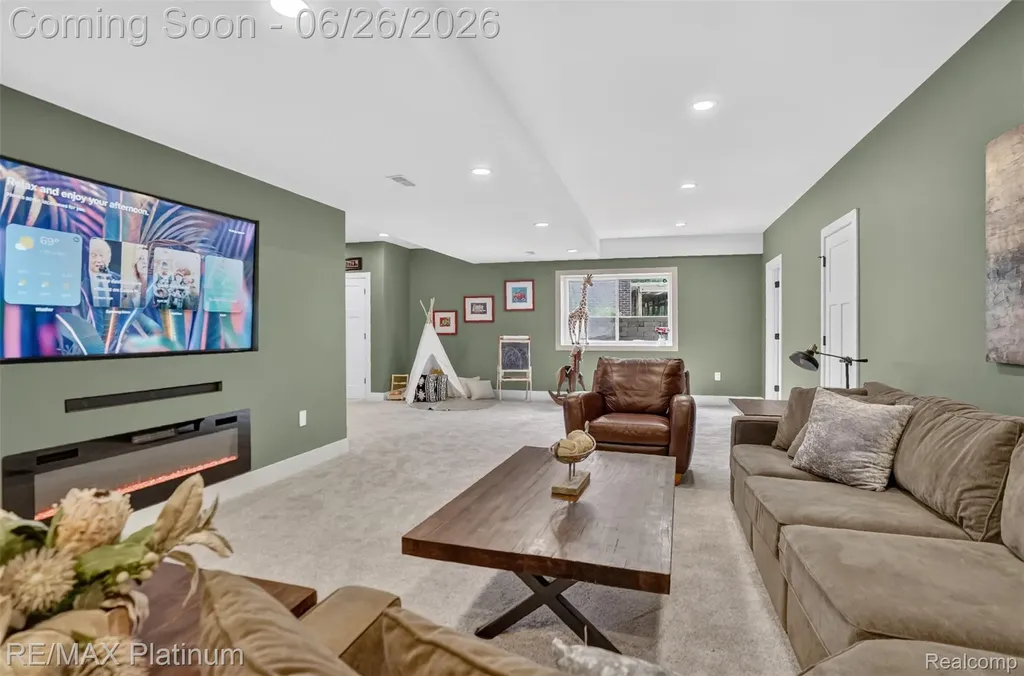 201 Mystic Meadows Court Hartland Township MI 48843