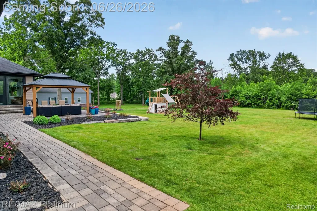 201 Mystic Meadows Court Hartland Township MI 48843