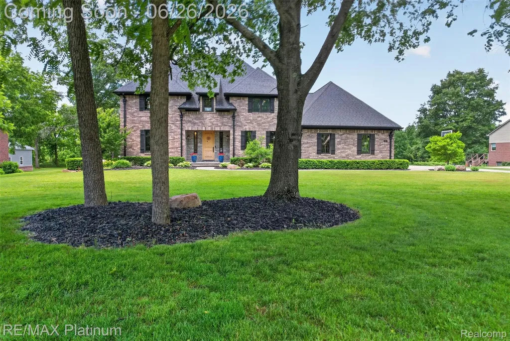 201 Mystic Meadows Court Hartland Township MI 48843