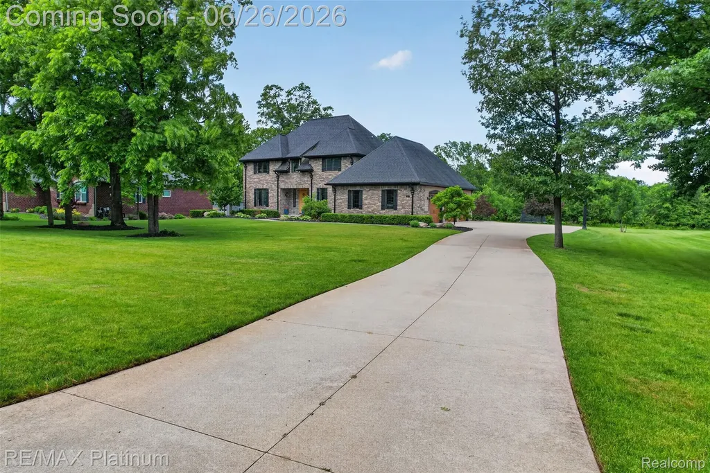 201 Mystic Meadows Court Hartland Township MI 48843