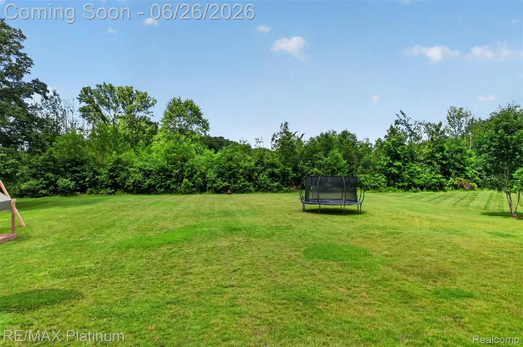 201 Mystic Meadows Court Hartland Township MI 48843