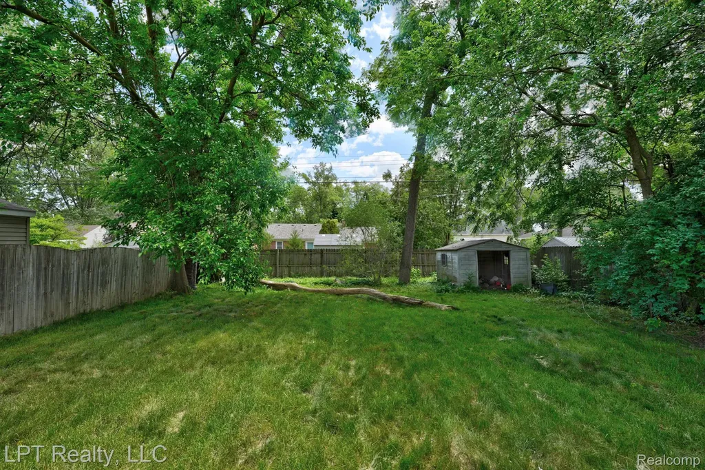 23038 Violet Street Farmington City MI 48336