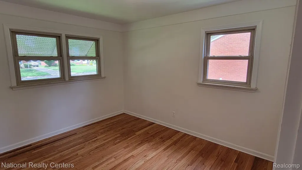 9030 Hemingway Redford Charter Township MI 48239