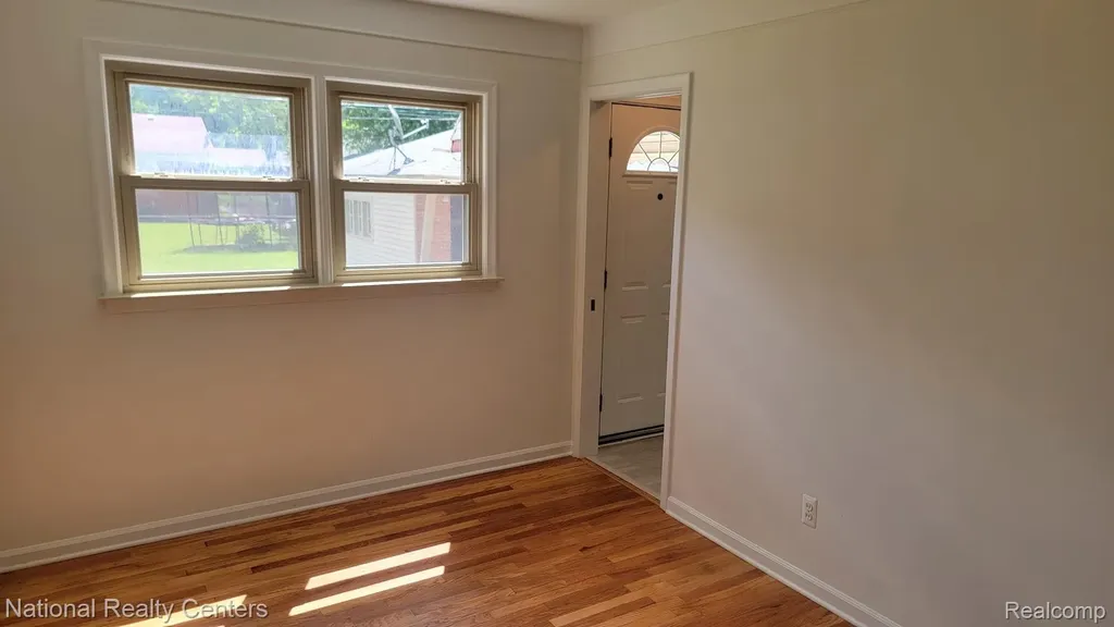 9030 Hemingway Redford Charter Township MI 48239