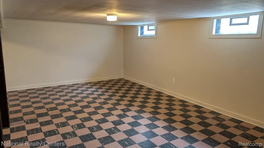 9030 Hemingway Redford Charter Township MI 48239