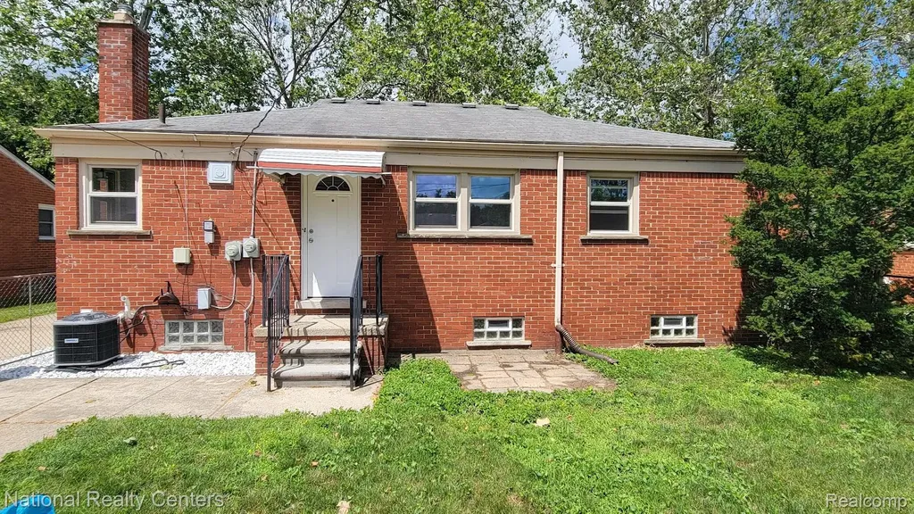 9030 Hemingway Redford Charter Township MI 48239