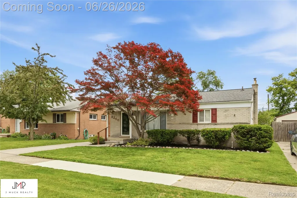 8250 Shari Drive Westland City MI 48185