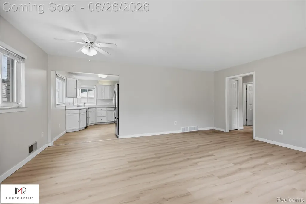 8250 Shari Drive Westland City MI 48185