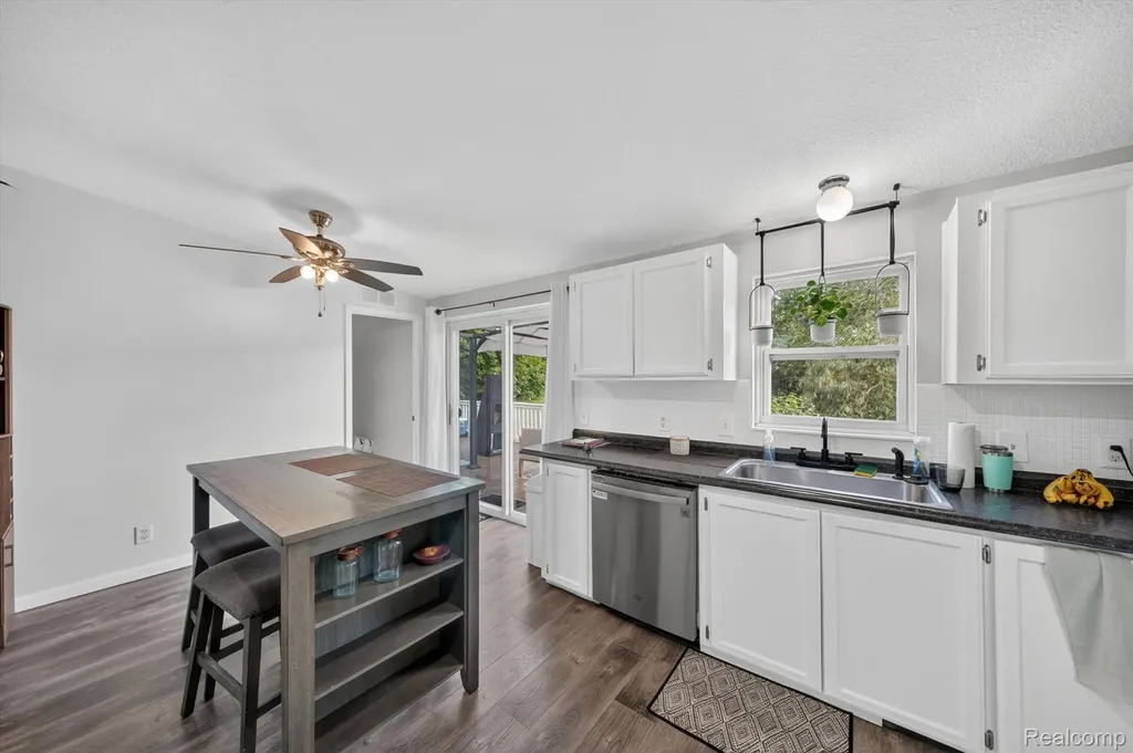 2700 Shimmons Road Auburn Hills City MI 48326