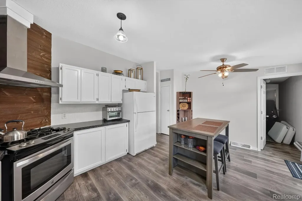 2700 Shimmons Road Auburn Hills City MI 48326