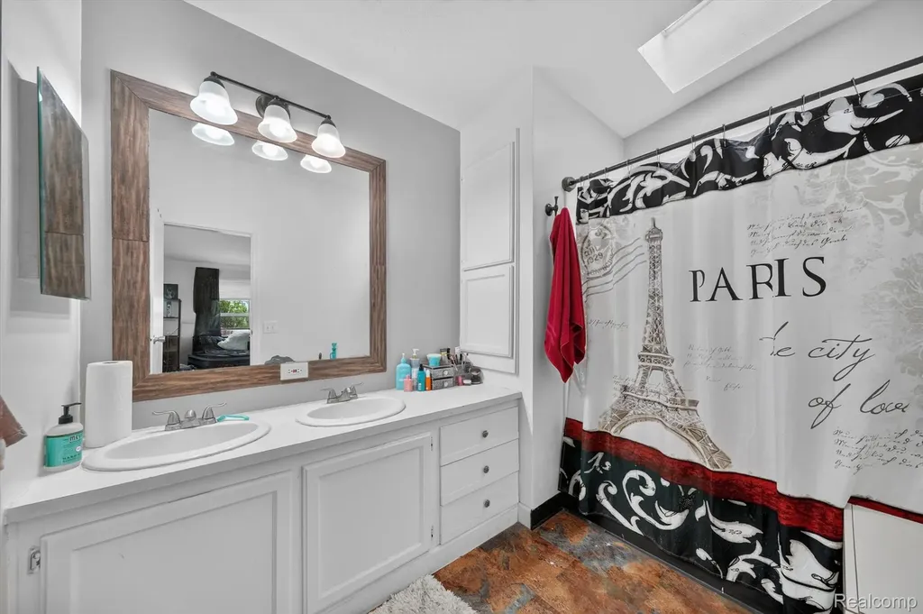 2700 Shimmons Road Auburn Hills City MI 48326
