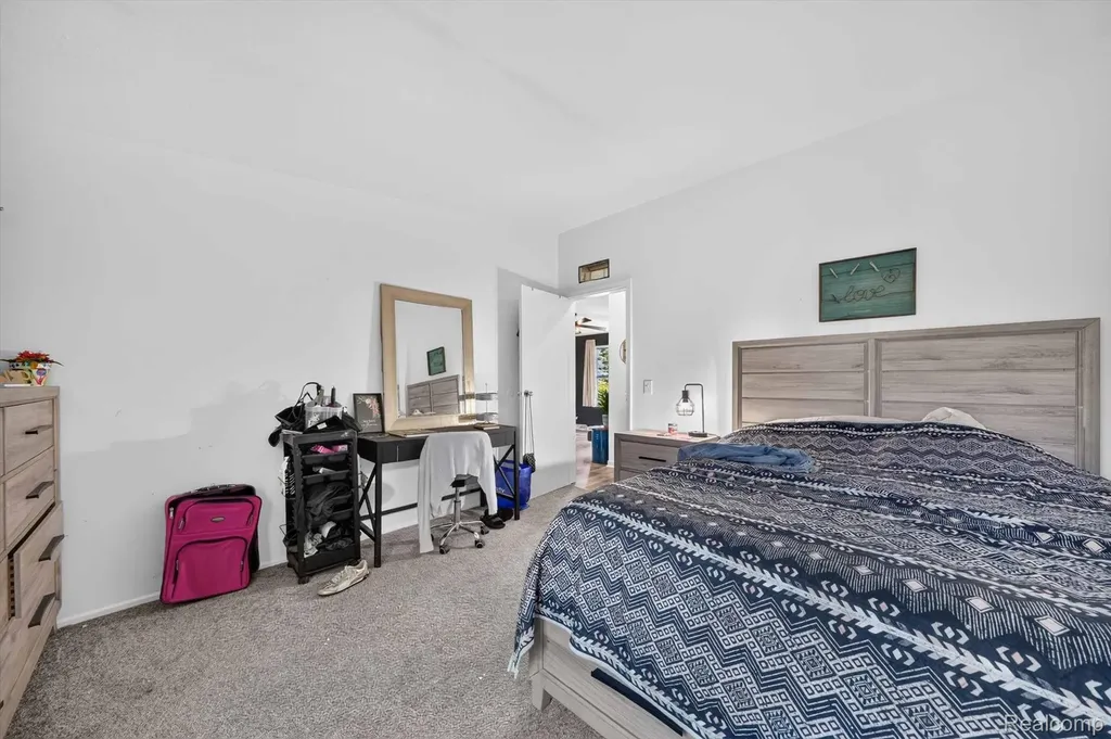 2700 Shimmons Road Auburn Hills City MI 48326