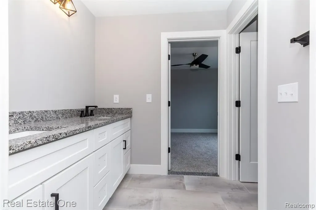 2910 Loon Drive Wixom City MI 48393