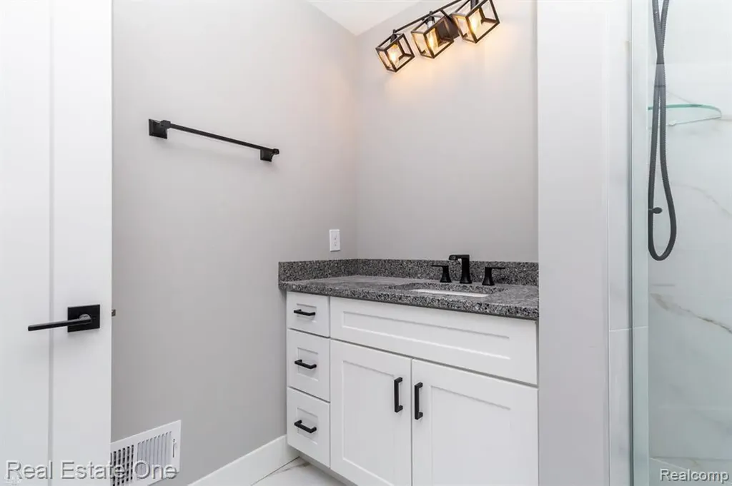 2910 Loon Drive Wixom City MI 48393