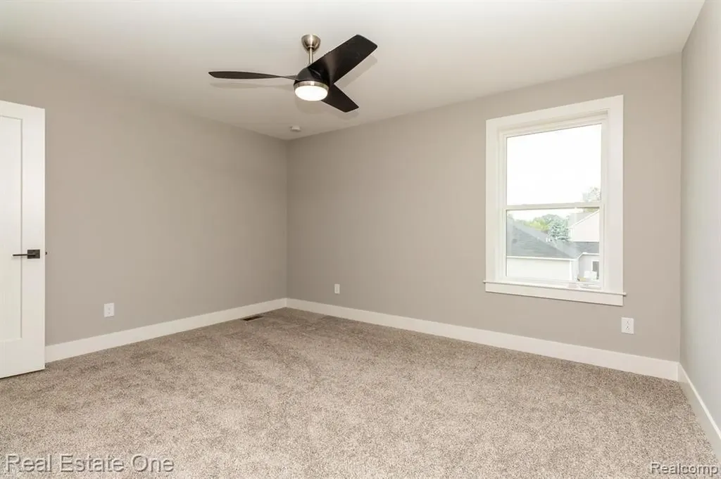 2910 Loon Drive Wixom City MI 48393