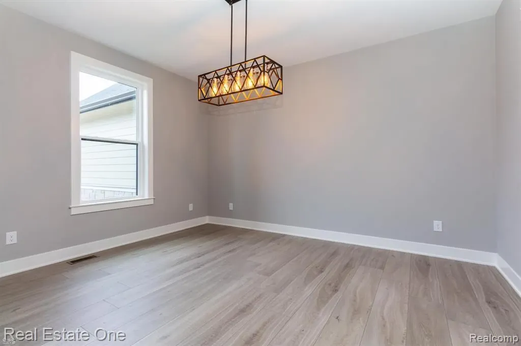 2910 Loon Drive Wixom City MI 48393