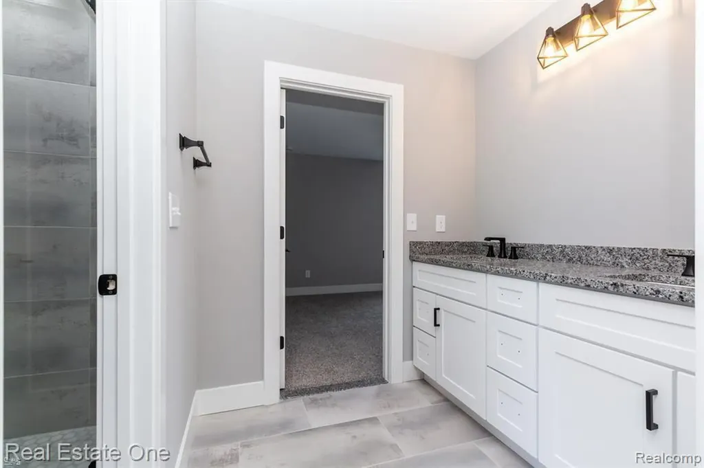2910 Loon Drive Wixom City MI 48393