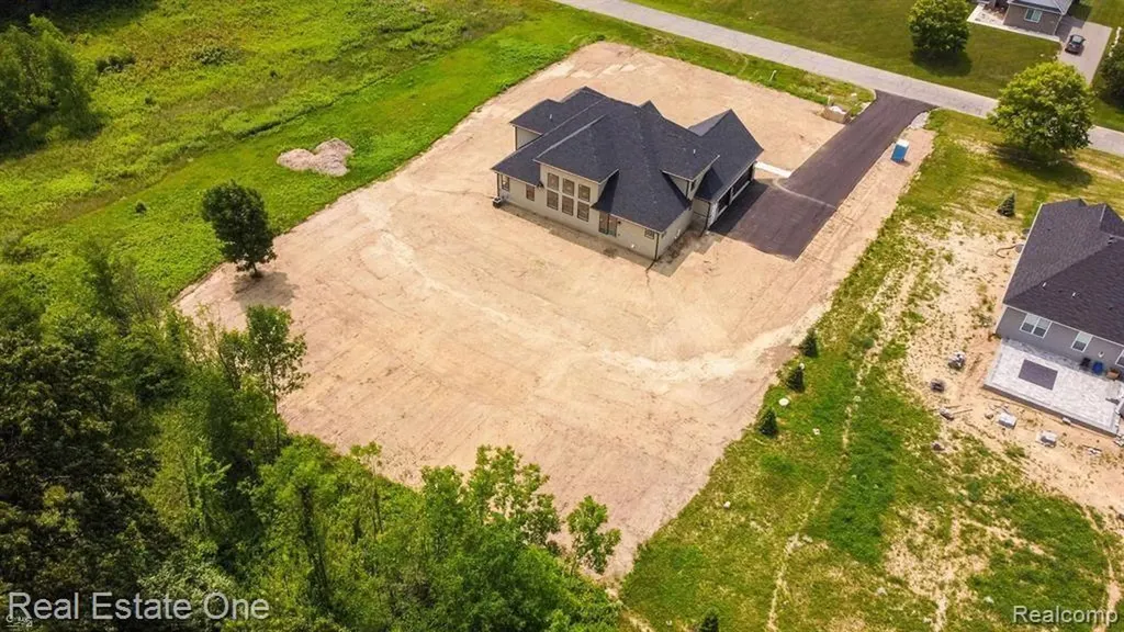 2910 Loon Drive Wixom City MI 48393